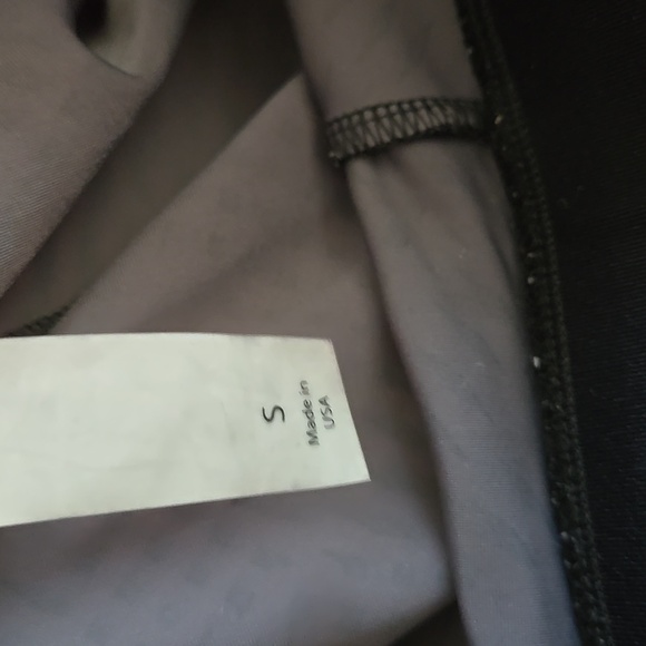 Koral Frame High Rise Leggings In Shadowblack - Picture 6 of 8